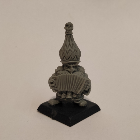 Chaos dwarf with accordion